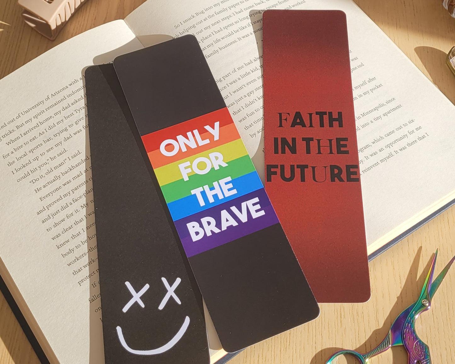 Smiley - Louis Tomlinson Bookmark